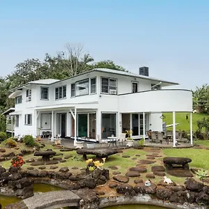 Hilltop Legacy Vacation Holiday home